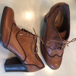 Tommy Hilfiger Wingtip Oxford